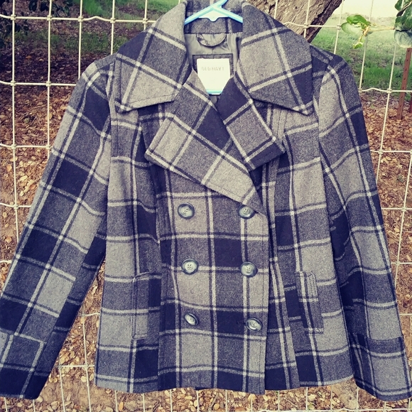 Coat - Picture 1 of 3